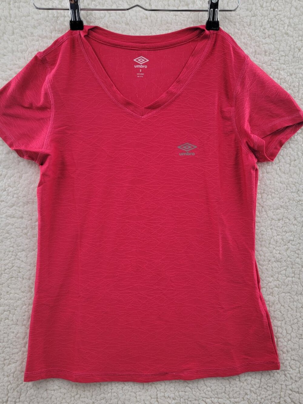 Umbro Womens Red Athletic Shirt Size Small